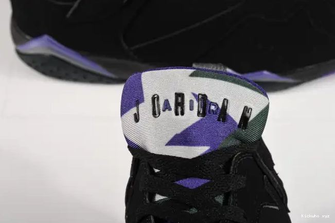 Ray Air Jordan 304775-053 Retro 7 Allen Bucks 0517